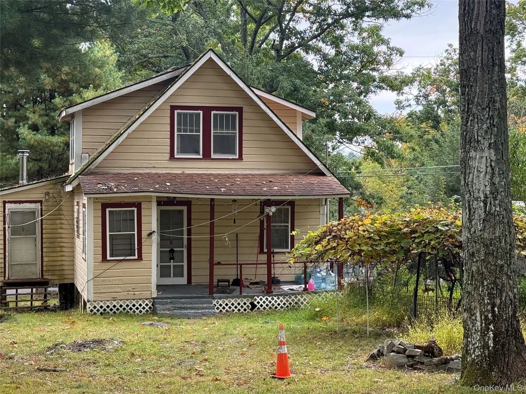 89 Minisink Trail, Glen Spey