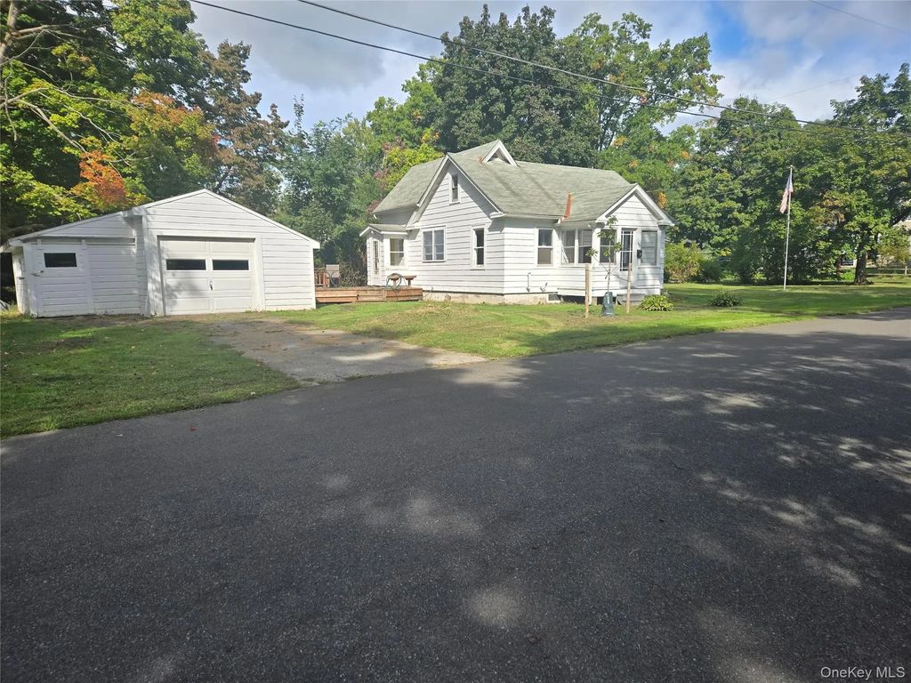 60 Violet Place, Rhinebeck