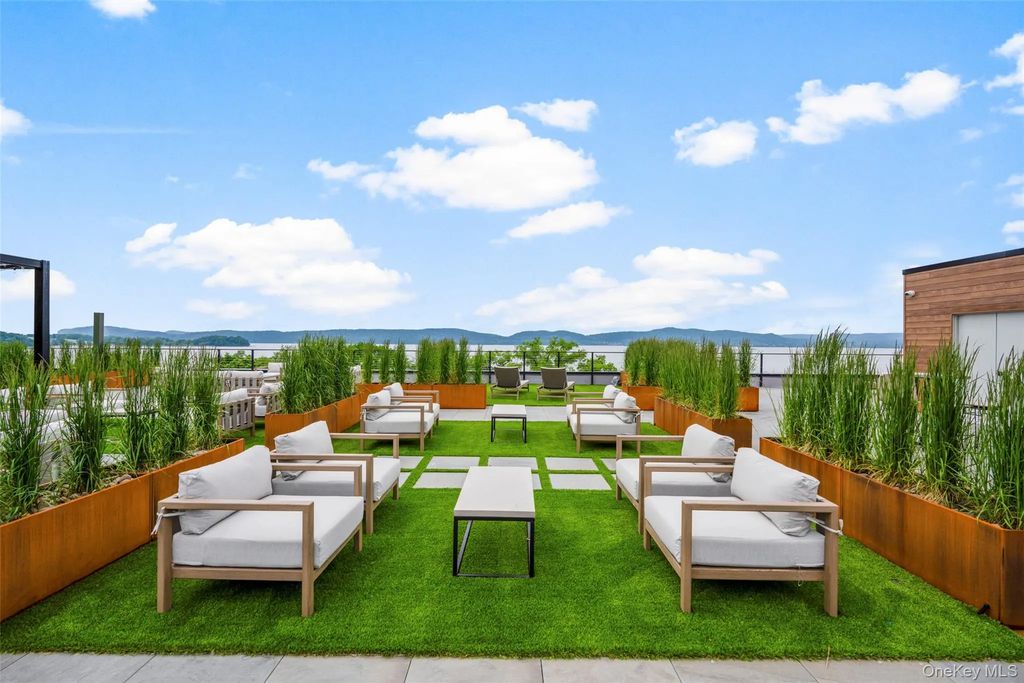 25 S Riverside Avenue # 211, Croton-on-Hudson
