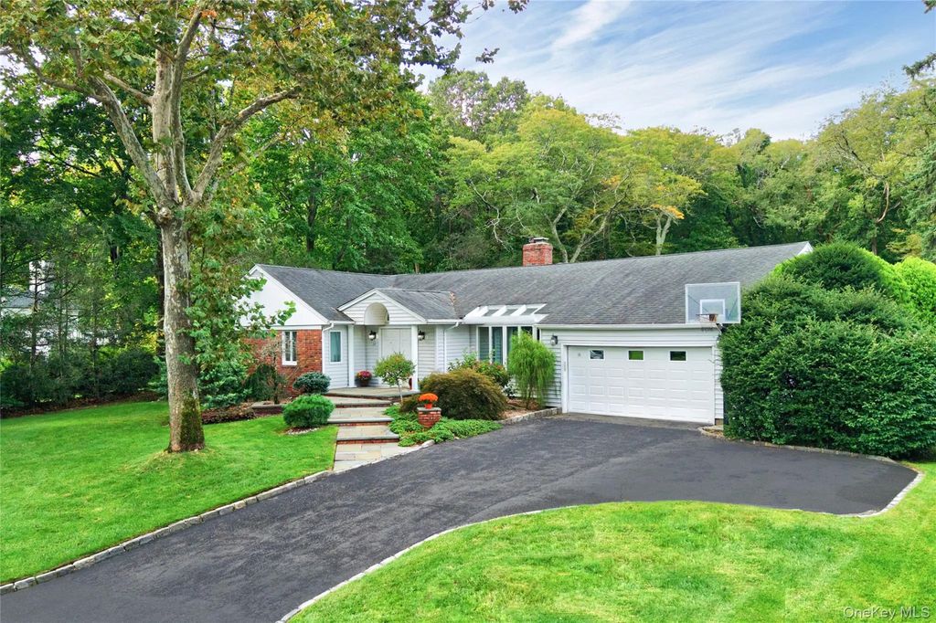 14 Maplewood Lane, East Hills