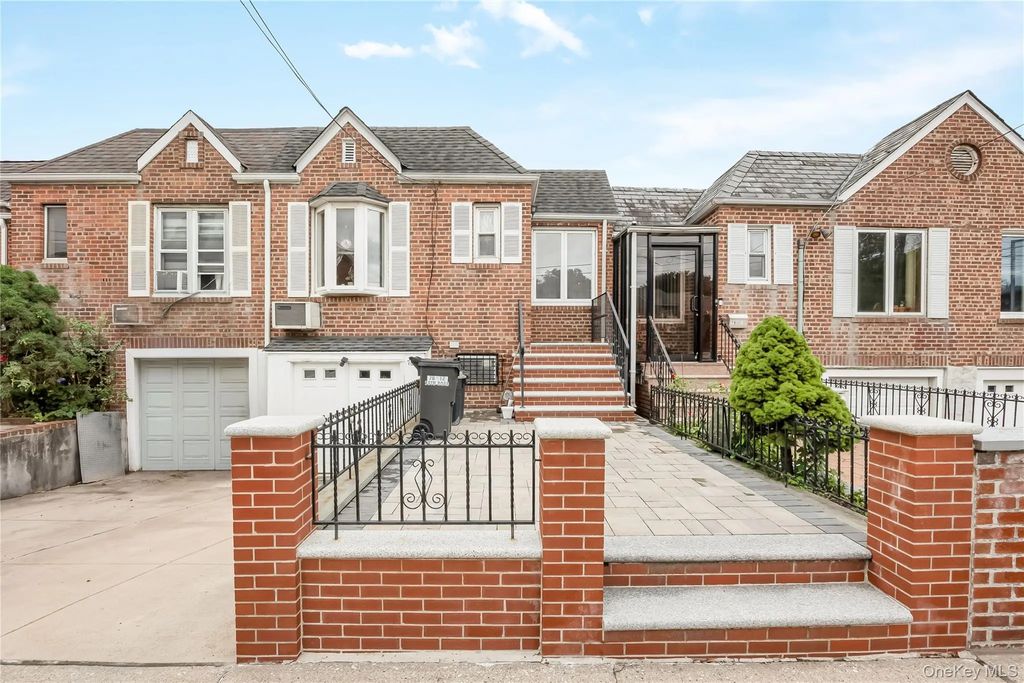 76-12 58th Road, Middle Village