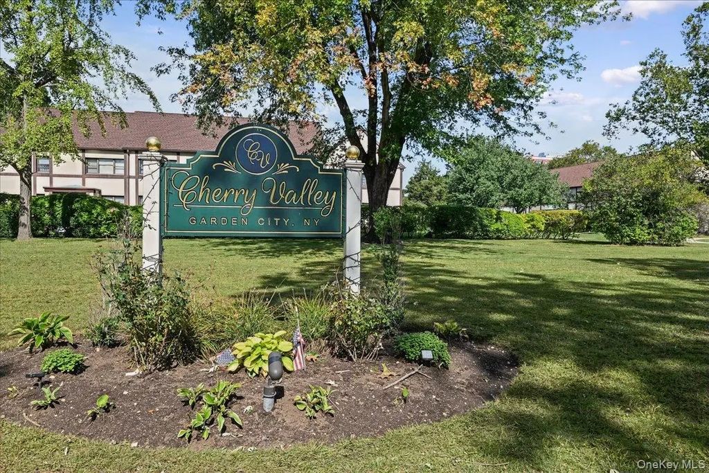 129 Fifteenth Street # B1, Garden City