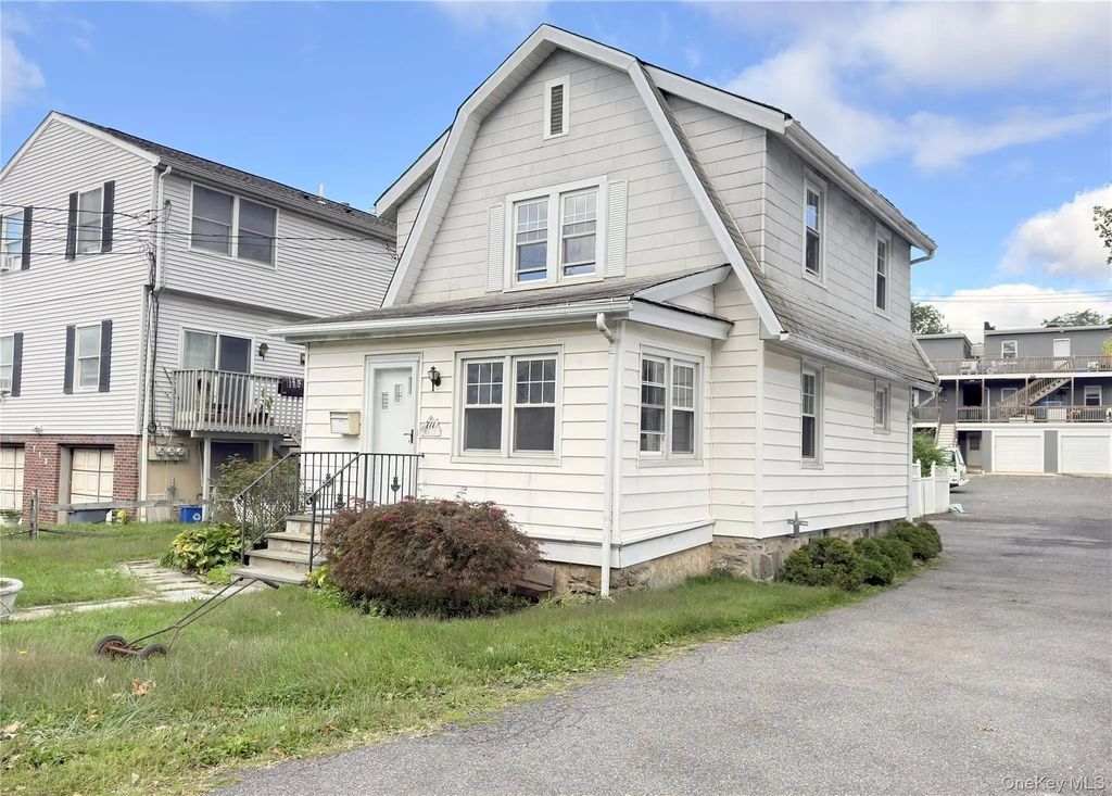 711 Hall Street, Mamaroneck