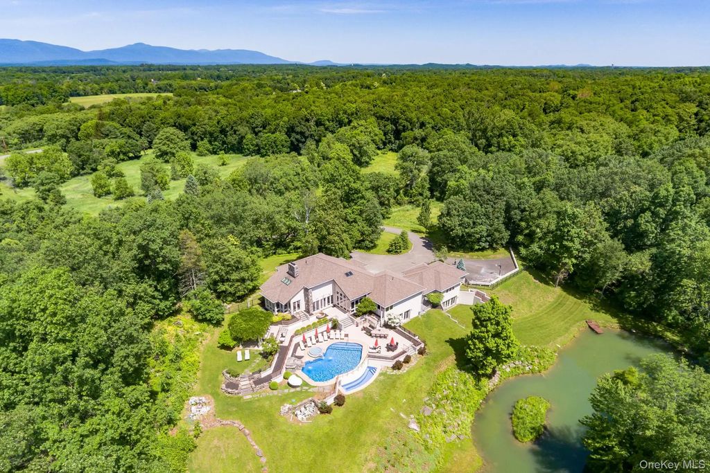 7030 Route 9, Rhinebeck