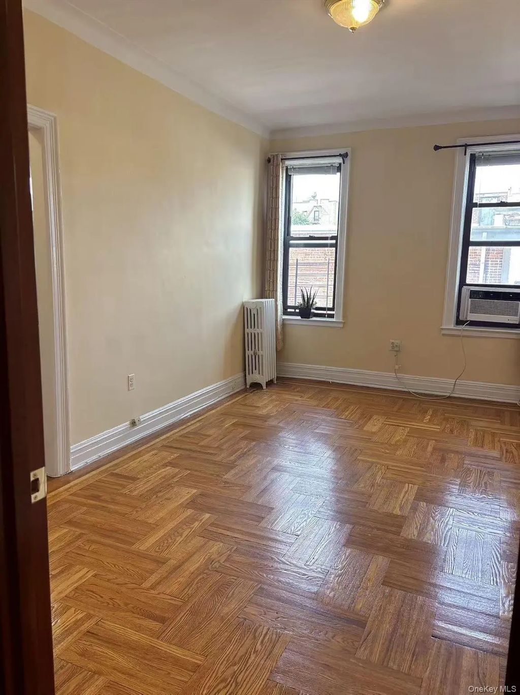 37-16 83 Street # 3f, Flushing