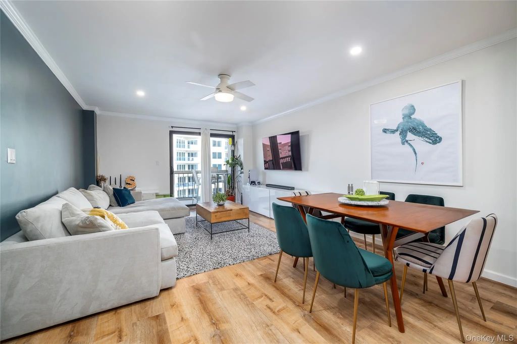 360 Shore Road # 7m, Long Beach