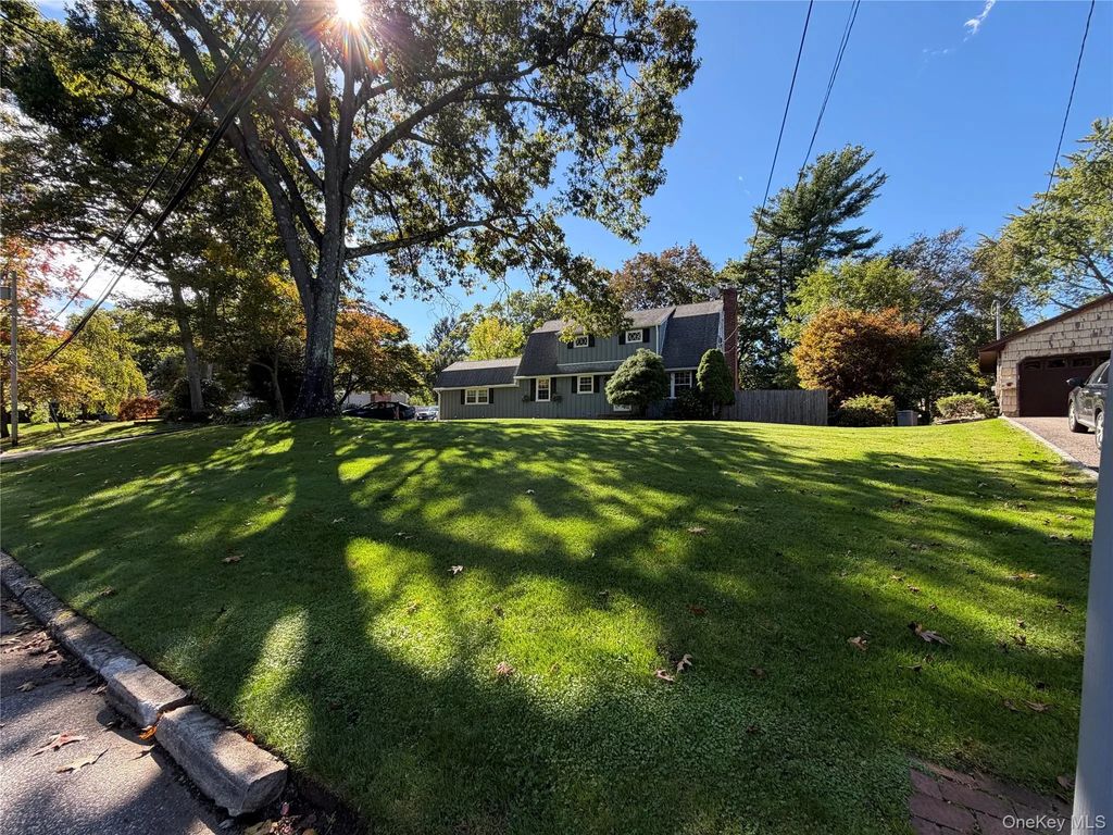 14 King Arthurs Court King Arthurs Court E # 14, Saint James