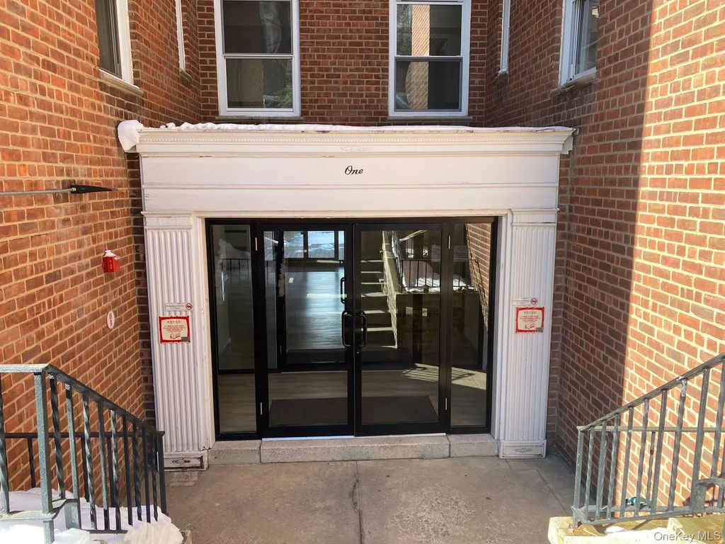 1 Hawley Terrace # 1g, Yonkers