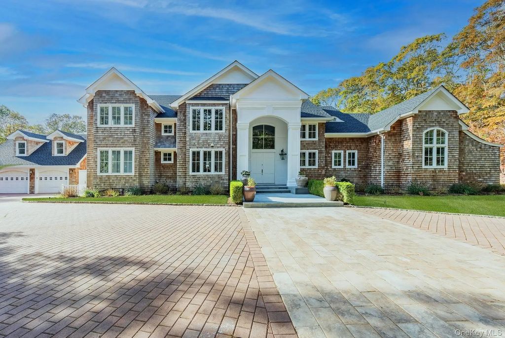 2136 Deerfield Road, Sag Harbor