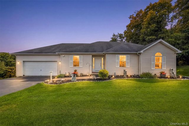 32 Valley Court, Florida