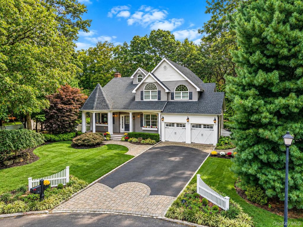 43 Locust Drive, Nesconset