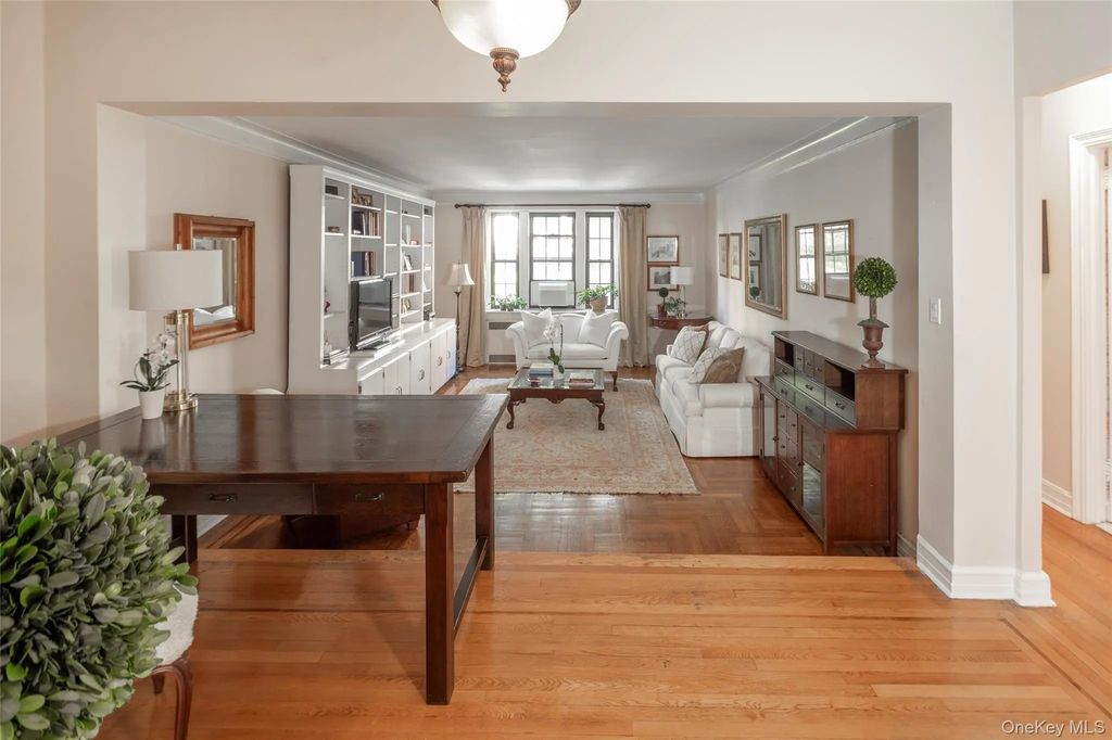 35 Parkview Avenue # 1d, Bronxville