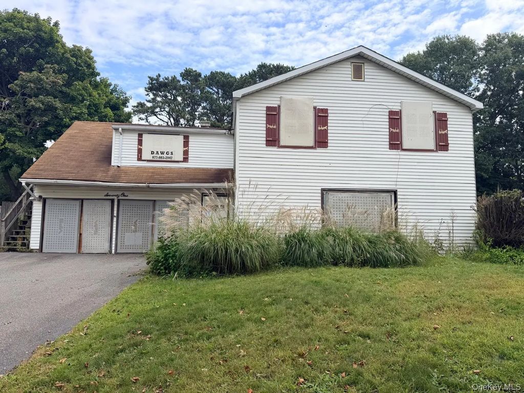 71 Matsunaye Drive, Babylon