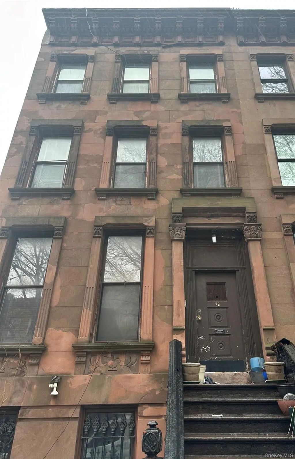 76 Macon Street, Brooklyn