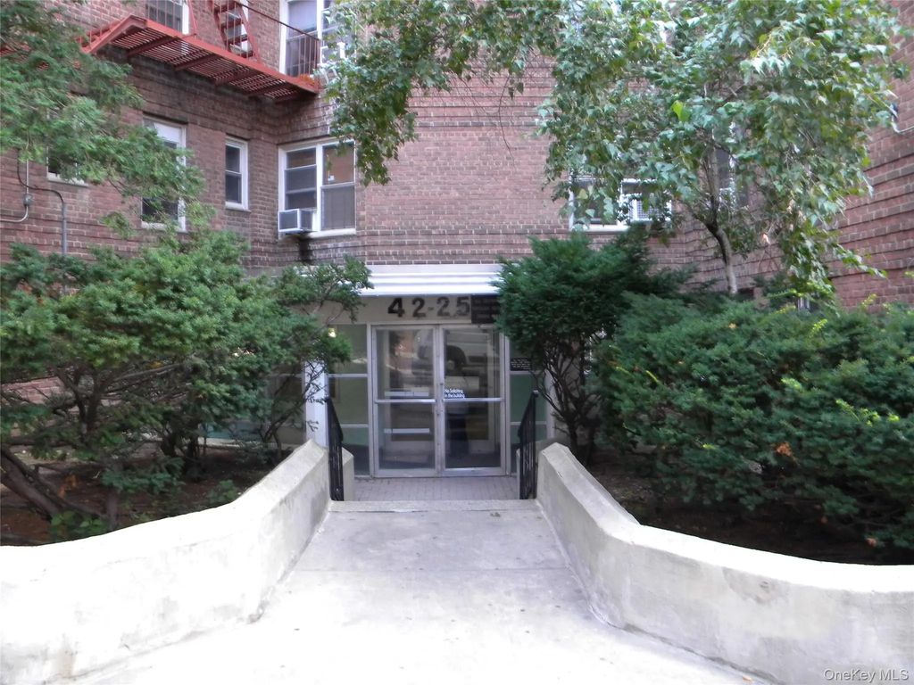 42-25 80th Street # 5p, Elmhurst