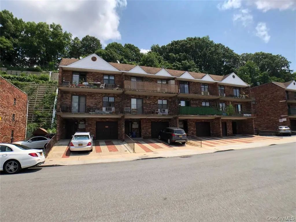 65-17 242nd Street # 7e, Little Neck