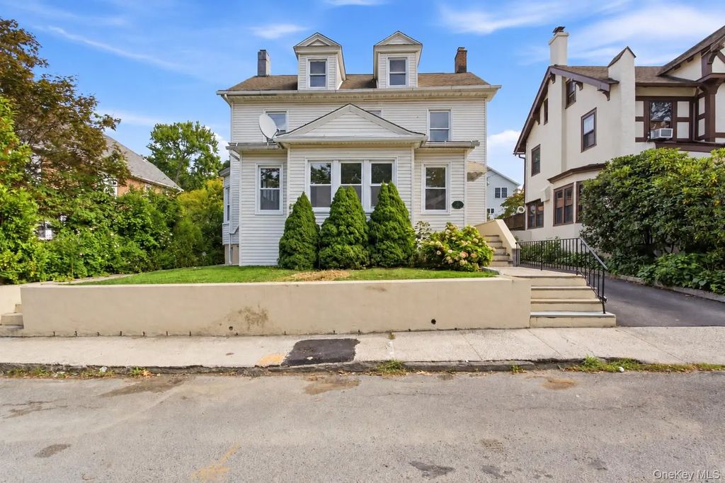 10 Lattin Drive, Yonkers