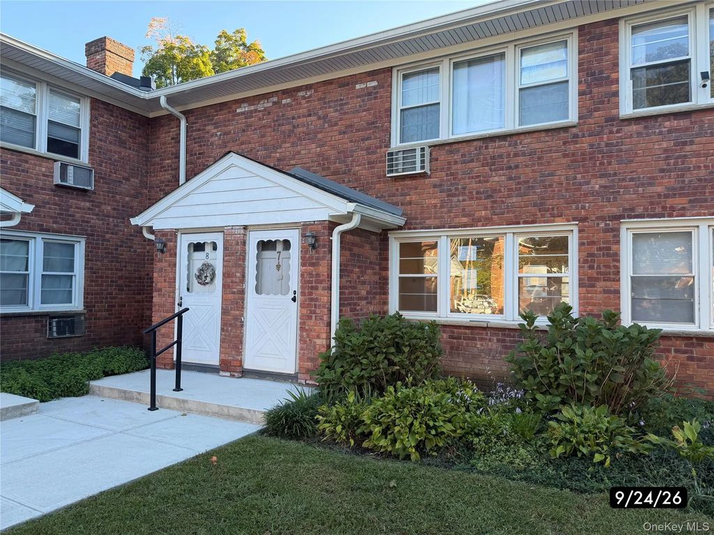 2710 South Rd # F7, Poughkeepsie