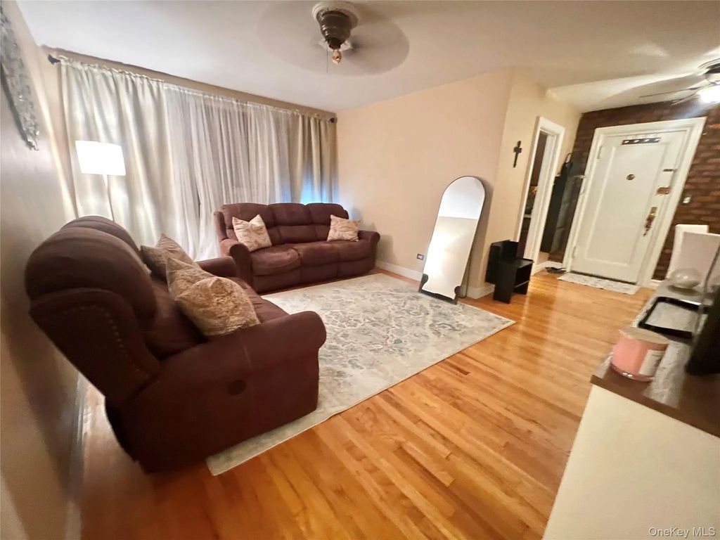 62-15 53rd Avenue # 4f, Maspeth