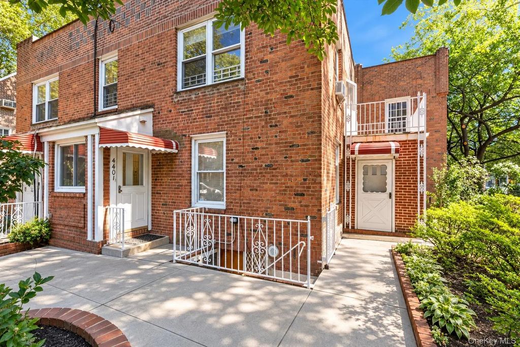 4401 Skillman Avenue, Sunnyside