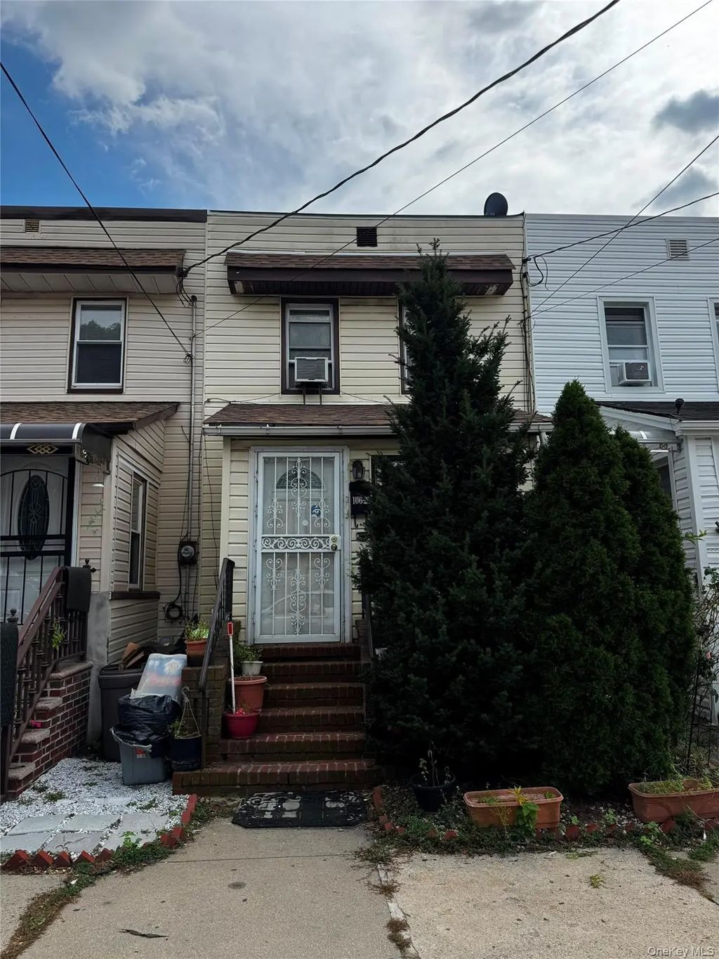10620 109th Avenue, Ozone Park