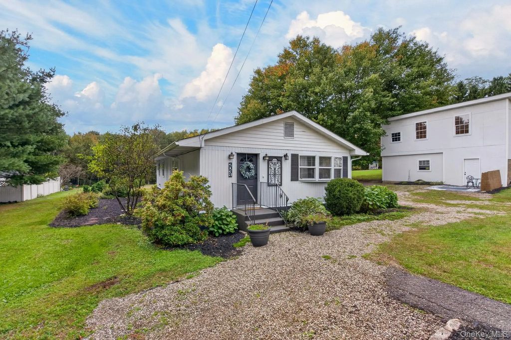 2031 State Route 17k, Montgomery