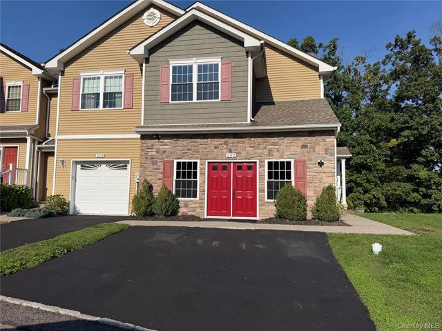 202 Iron Forge Lane, New Windsor
