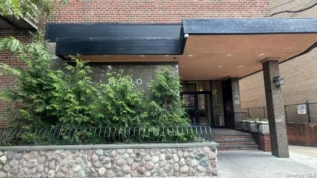 134-54 Maple Avenue # 6e, Flushing