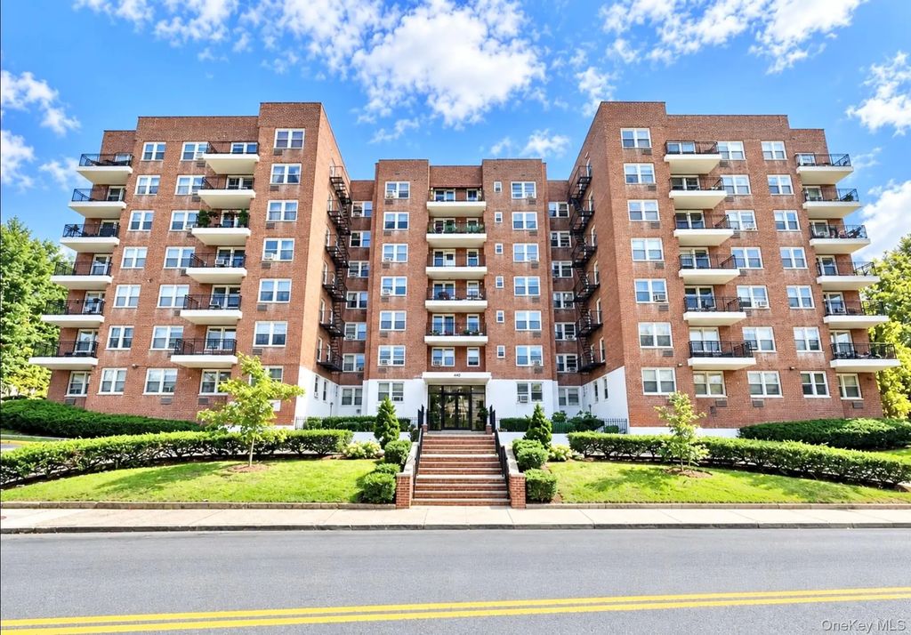 440 Warburton Avenu Avenue # 4j, Yonkers