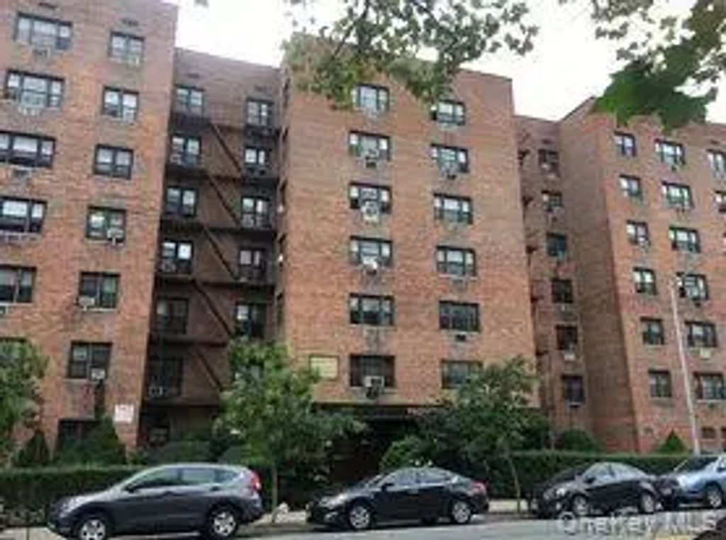 55-30 99th Street # 2h, Jamaica