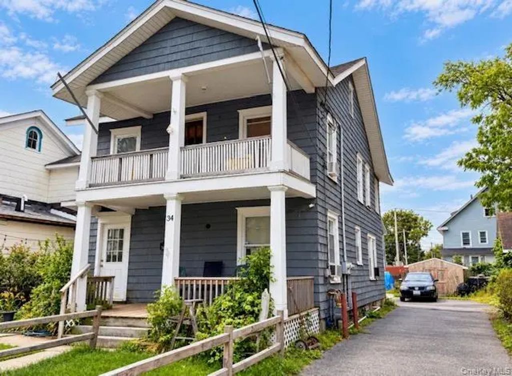 34 Houston Avenue, Middletown