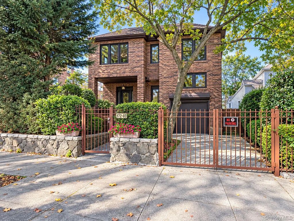 172-03 35th Avenue, Flushing