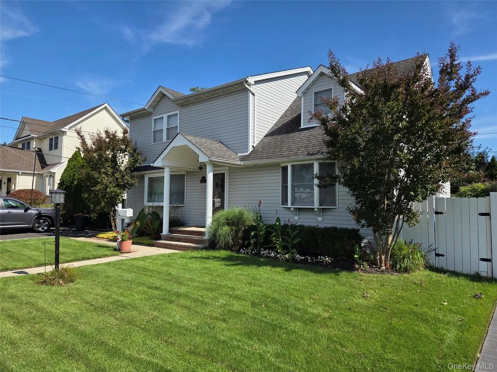 301 Rintin Street, Franklin Square