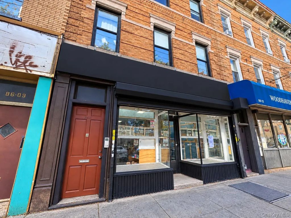 86-11 Jamaica Avenue # Store, Woodhaven