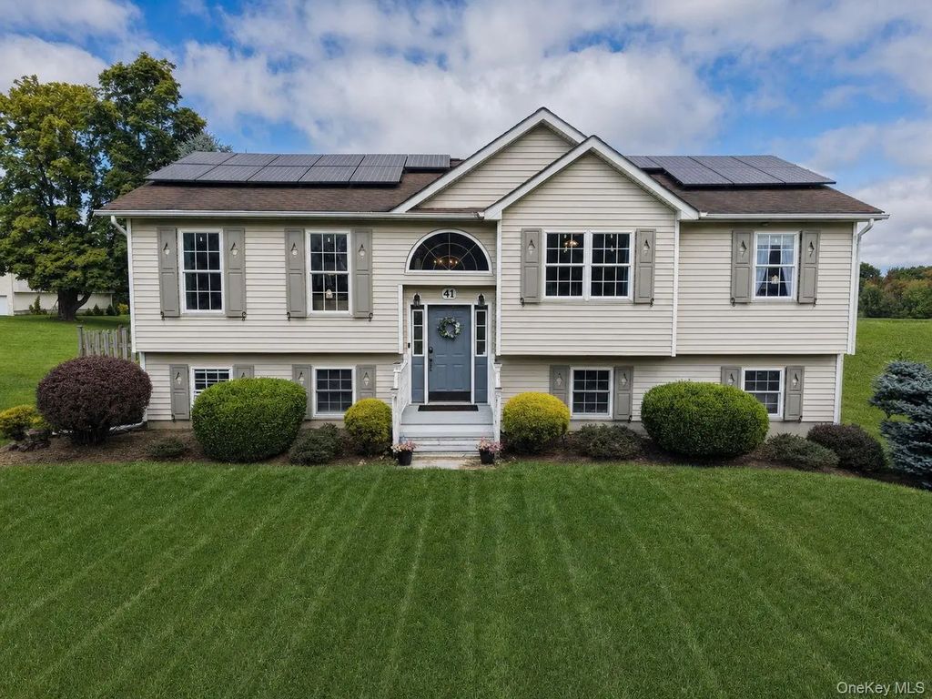 41 Mt Hope Avenue, Otisville