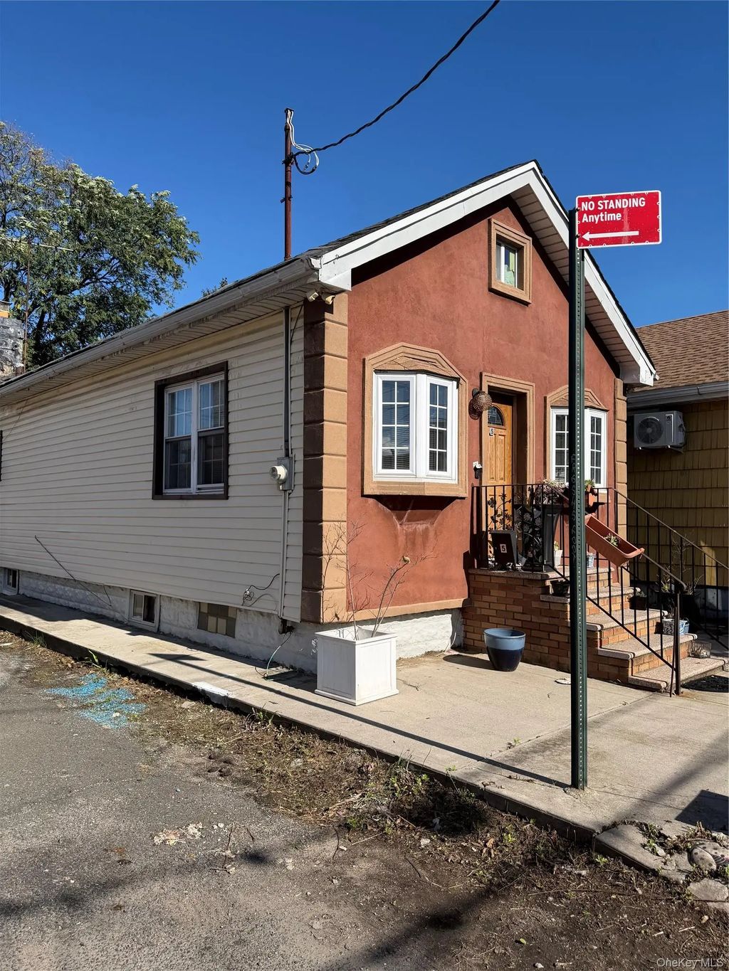 5 Matthews Place, Brooklyn
