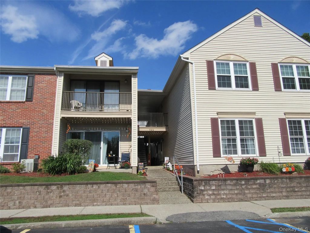 102 Cartwheel Court # 22, Washingtonville