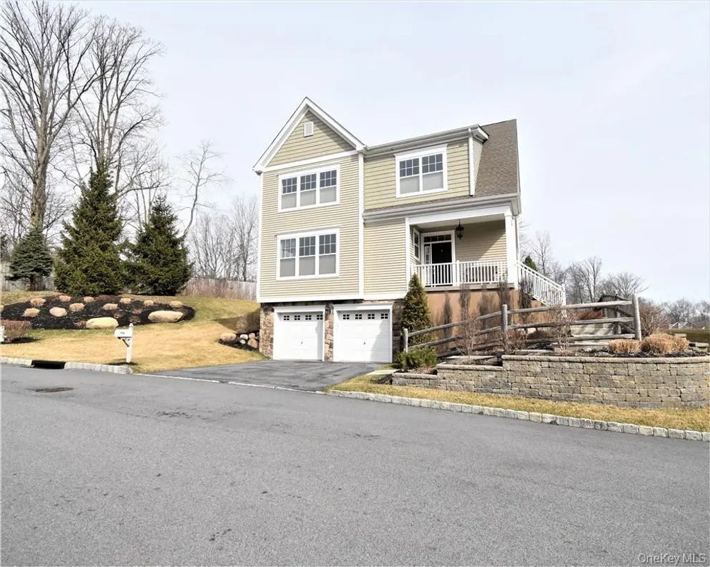4 High Ridge Lane, Middletown