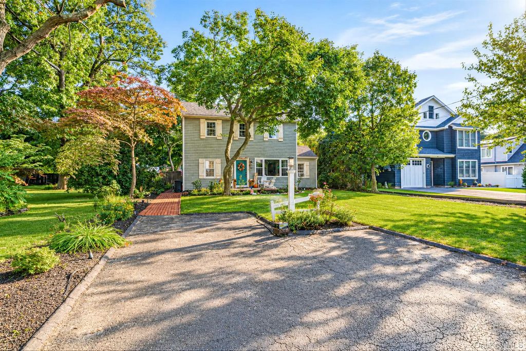 14 Waterview Drive, Sound Beach