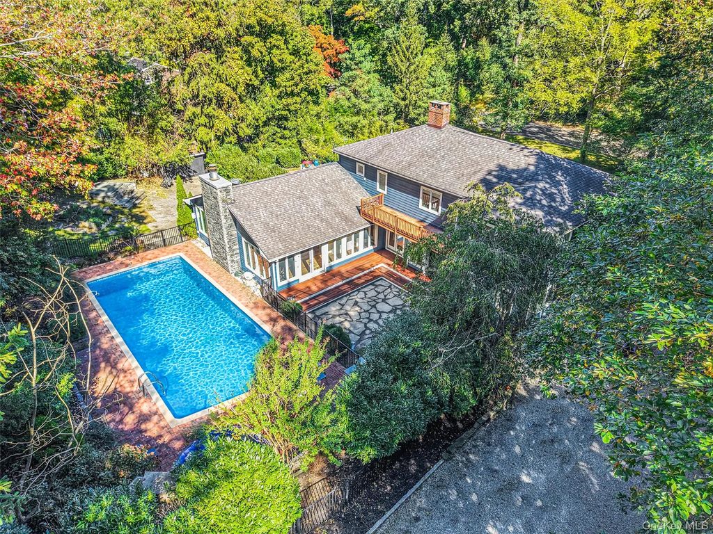 36 Circle Drive, Shoreham