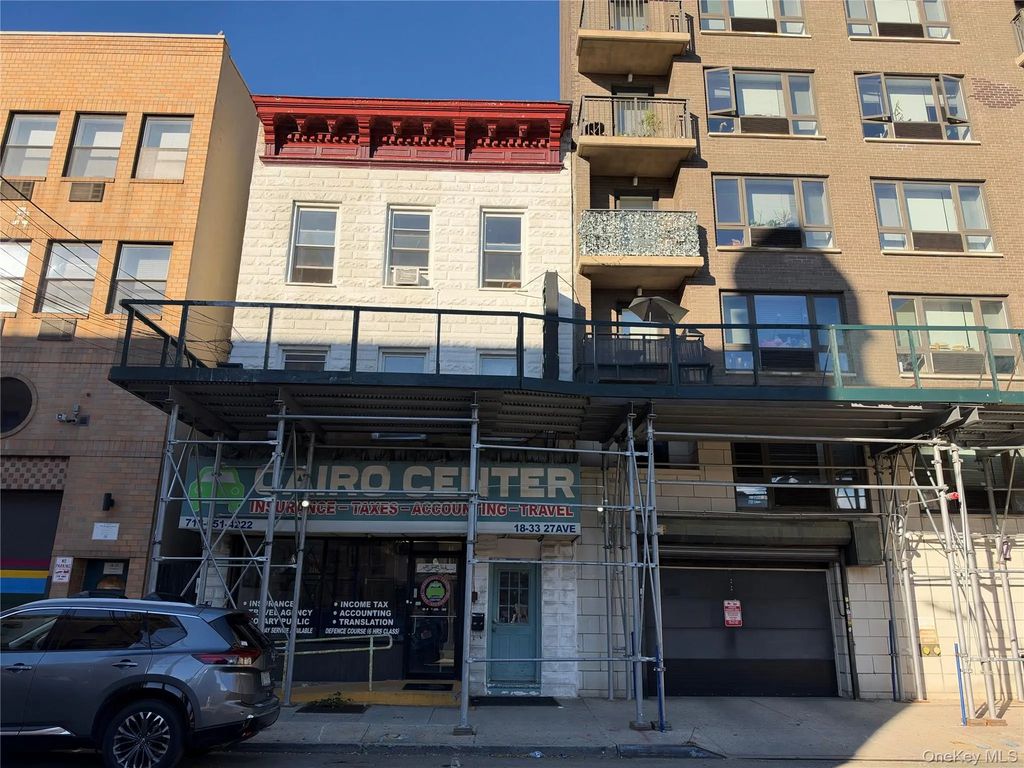 1833 27th Avenue, Astoria