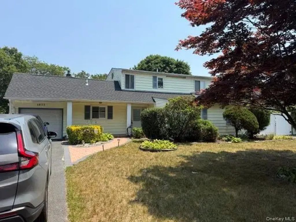 1077 Sipp Avenue, Medford