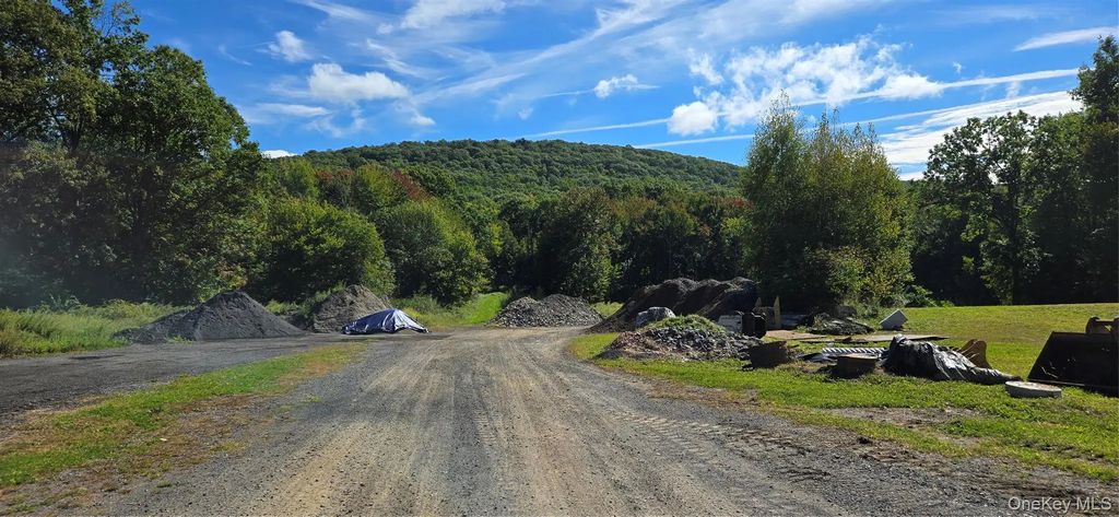 178 Tuckers Corners Road, Highland