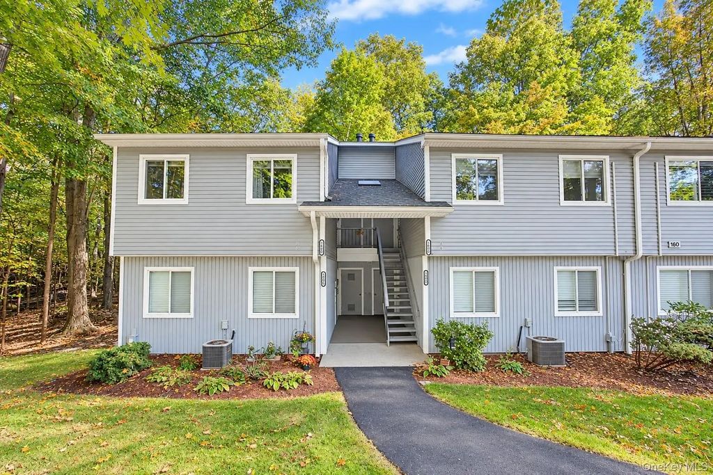 160 Carriage Court # D, Yorktown Heights