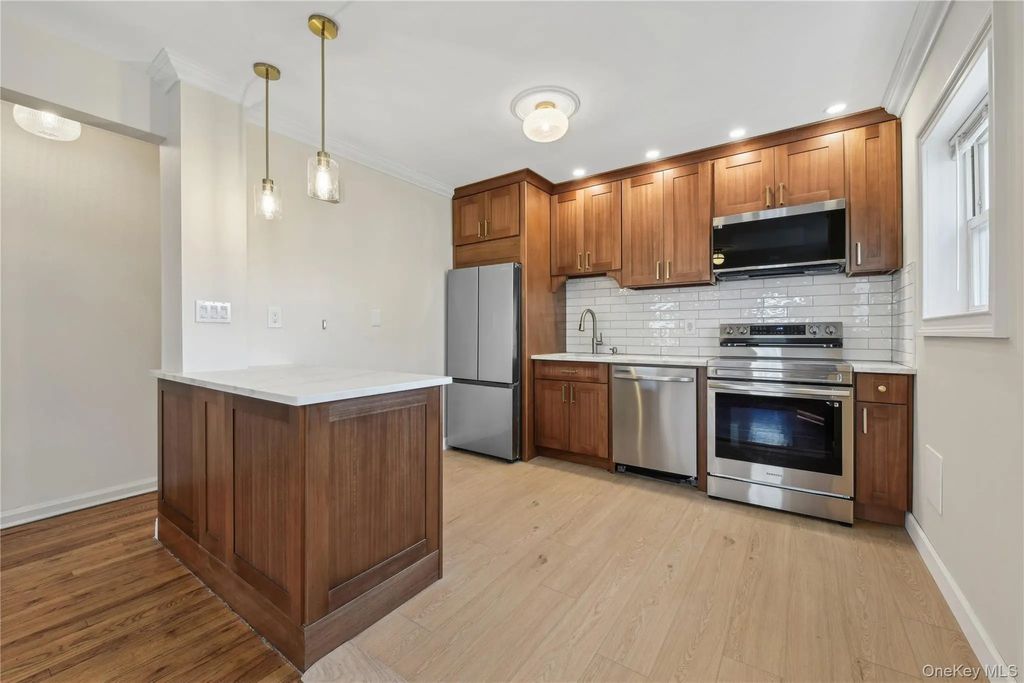 150-26 16 Road # A, Whitestone