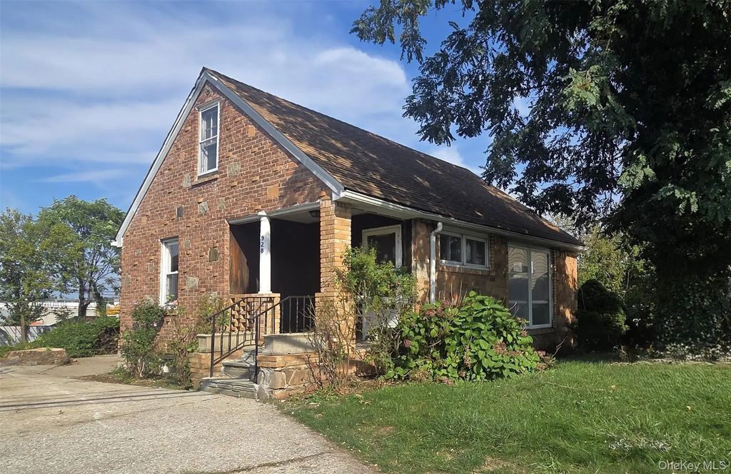 924 Aka 928 Mile Square Road, Yonkers
