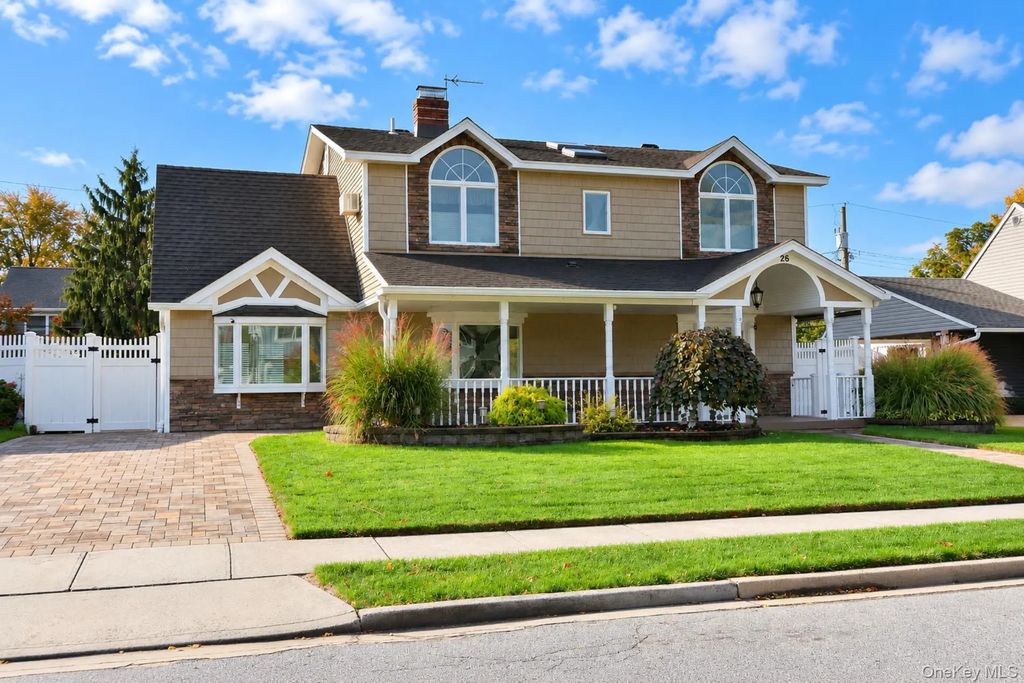 26 Ballad Lane, Hicksville