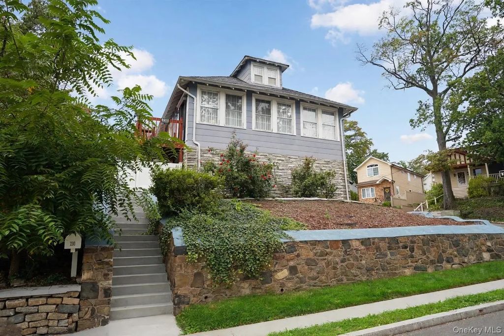 230 Lindenwood Road, Staten Island