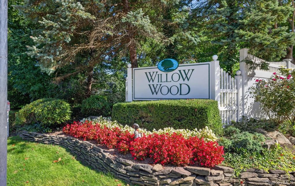 5 Monitor Road, Smithtown