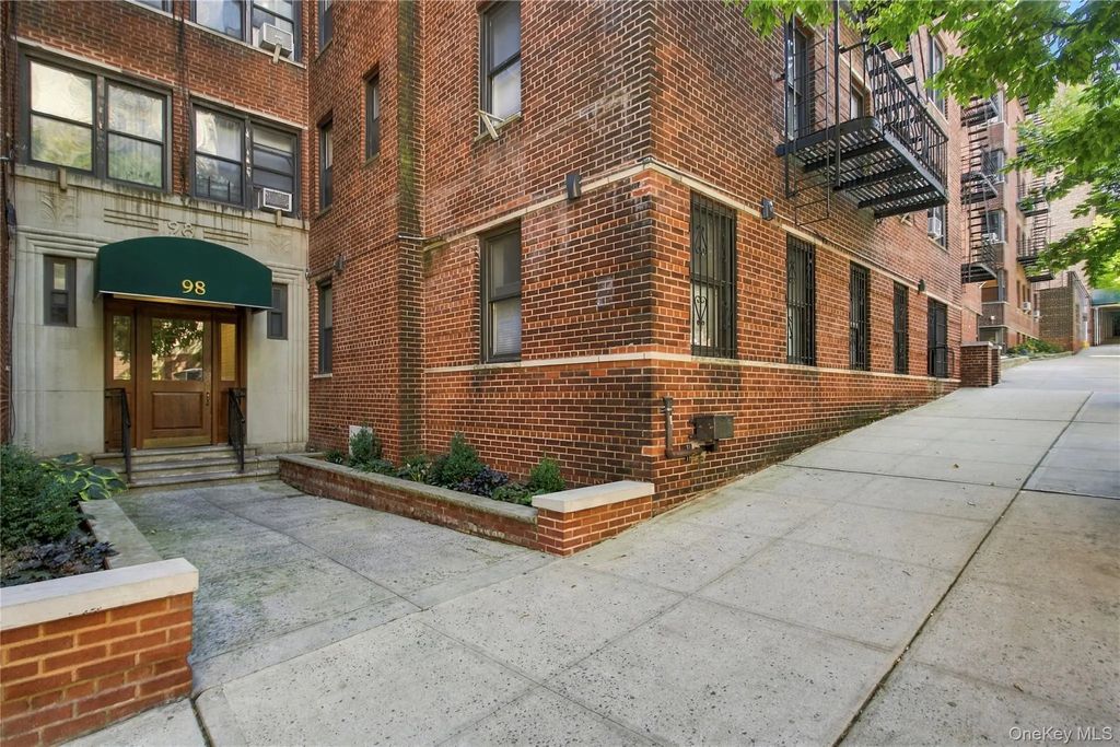 98 Park Terrace East # 2c, New York (Manhattan)